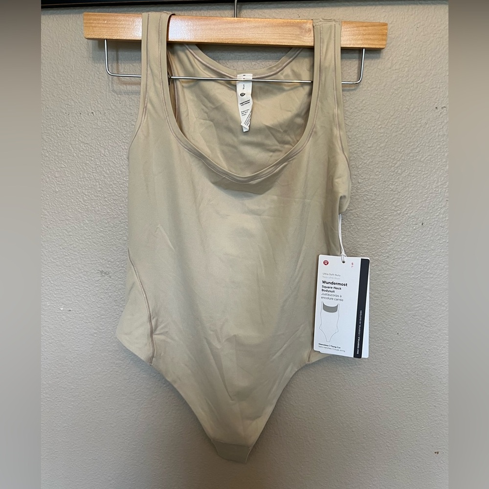 Lululemon Wundermost Square-Neck Ultra Soft Nulu Cream Bodysuit